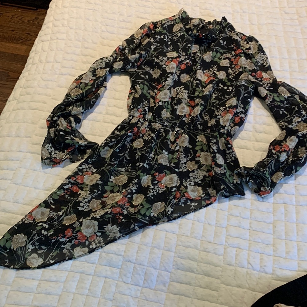 Floral Puffy sleeve blouse